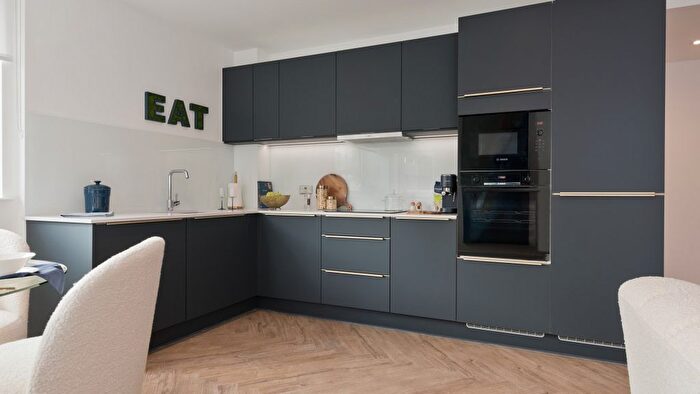 2 Bedroom Flat For Sale In London, Towler Hamlets, London, E3