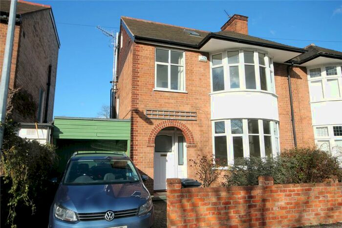 4 Bedroom Semi-Detached House To Rent In Humberstone Road, Cambridge, CB4