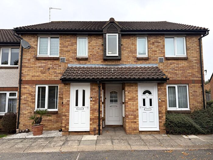 1 Bedroom Maisonette For Sale In Rabournmead Drive, Ruislip, UB5