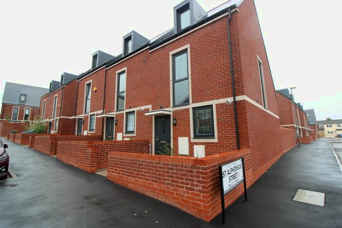 3 Bedroom Semi-Detached House To Rent In Lemon Street, Kirkdale, Liverpool L5