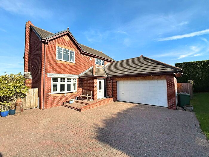 4 Bedroom Detached House To Rent In Fields View, Houghton Le Spring, DH5