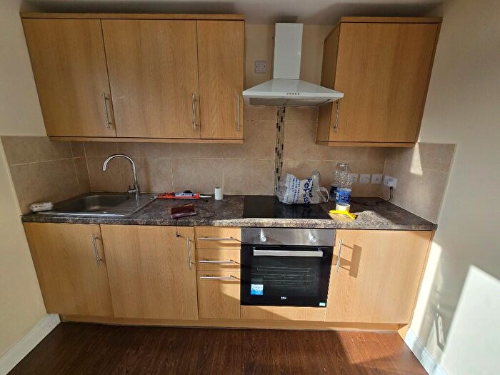 1 Bedroom Flat To Rent In Hendon Way, London, NW2