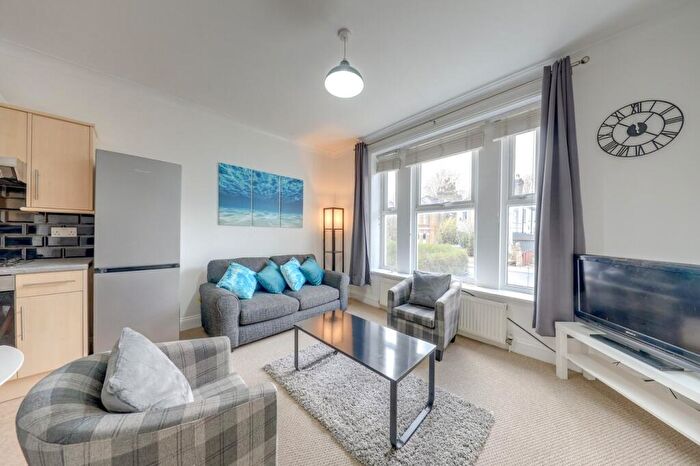 1 Bedroom Flat To Rent In Devonshire Road, Forest Hill, London, SE23