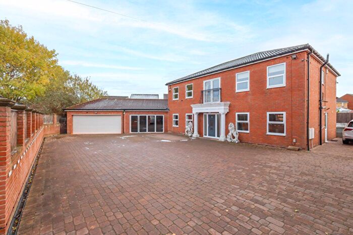 4 Bedroom Detached House For Sale In Lumley New Road, Woodstone Village, Houghton Le Spring, County Durham, DH4