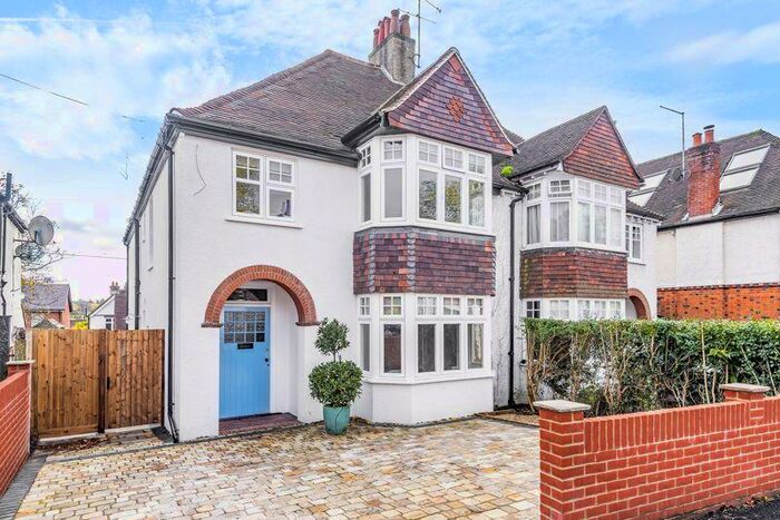 4 Bedroom Semi-Detached House To Rent In High Park Road, Farnham, GU9