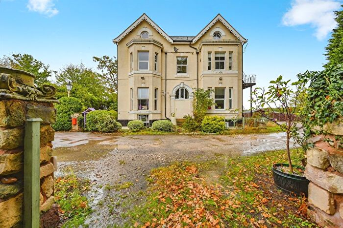 1 Bedroom Flat For Sale In Brookhay Lane, Lichfield, WS13