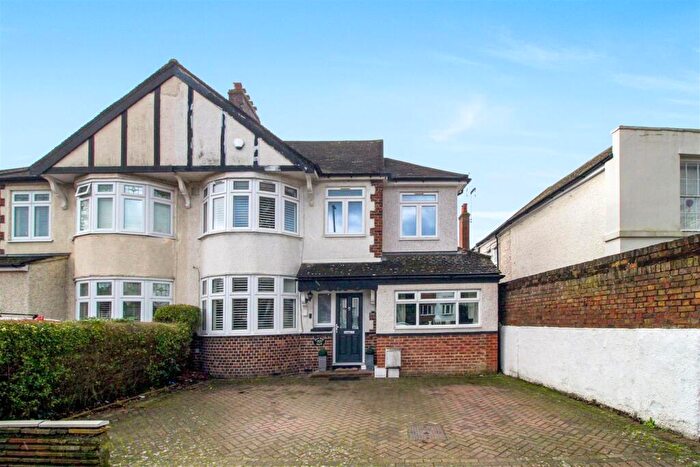 5 Bedroom Semi Detached House For Sale In Cheam Road, Ewell Village, KT17