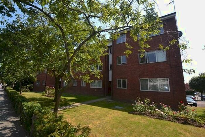 Studio To Rent In Ash Court, Worple Road, Wimbledon, SW19