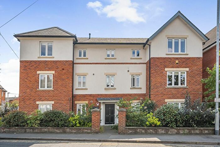 1 Bedroom Flat To Rent In Gosbrook Road, Caversham, RG4