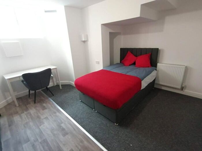 Studio To Rent In Belper Road, Nottingham, Nottinghamshire, NG7