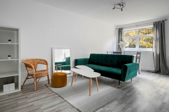 2 Bedroom Flat To Rent In Downs Road, Luton, LU1