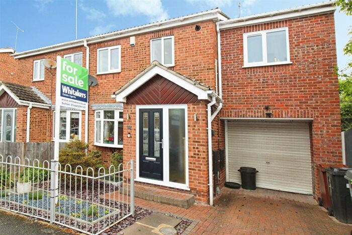 3 Bedroom Semi Detached House For Sale In Langsett Road, Hull, HU8