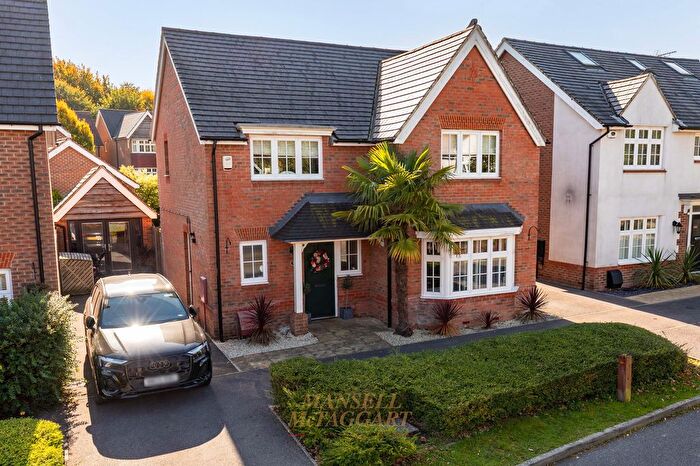 4 Bedroom Detached House For Sale In Field Drive, Crawley Down, RH10