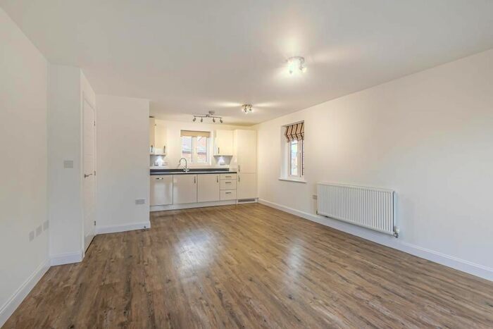 1 Bedroom Flat To Rent In William Heelas Way, Wokingham RG40