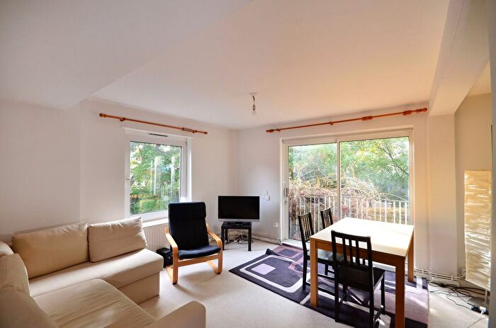 3 Bedroom Flat For Sale In Adelaide Road, Chalk Farm, London, NW3
