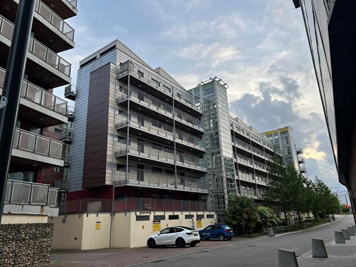 1 Bedroom Flat For Sale In Ashman Bank, Geoffrey Watling Way, Norfolk, NR1