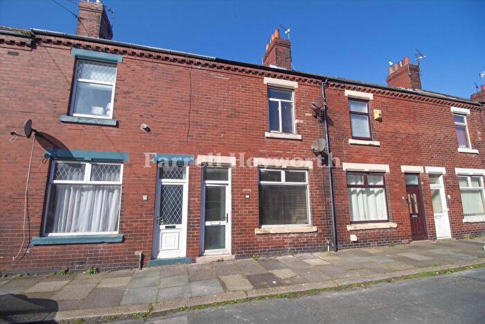 2 Bedroom House For Sale In Mosley Street, Barrow In Furness, LA14