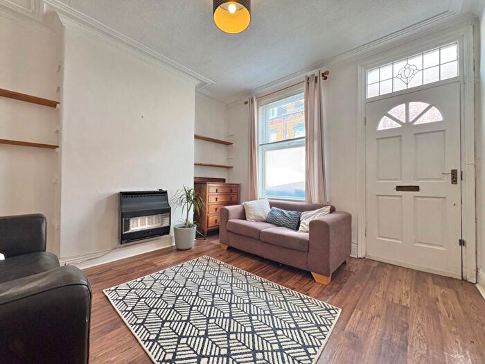 2 Bedroom Terraced House To Rent In Trelawn Terrace, Headingley, Leeds, LS6