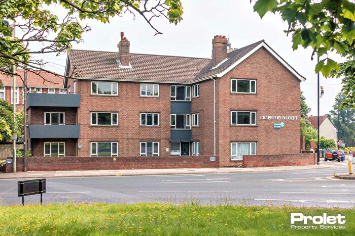 3 Bedroom Apartment To Rent In Chapelfield Court, Norwich, NR2
