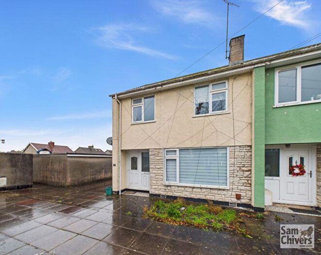 3 Bedroom Terraced House For Sale In Pinewood Grove, Midsomer Norton, BA3