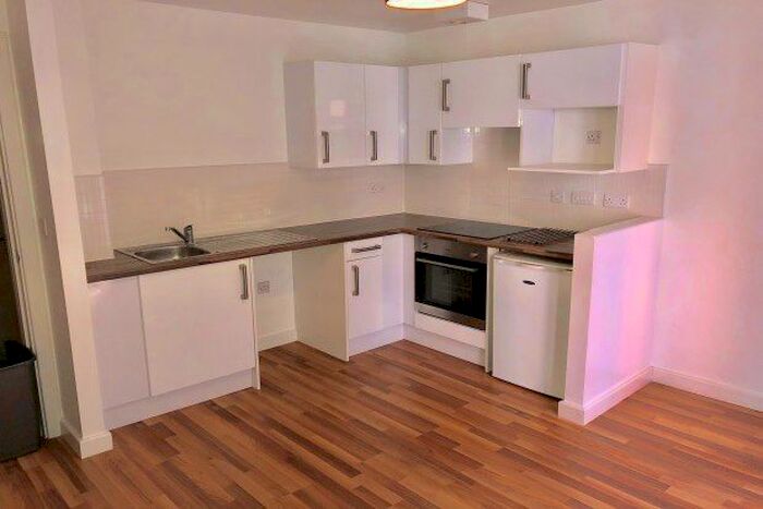 1 Bedroom Flat To Rent In Erskine Street, Leicester, LE1