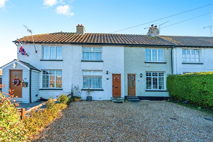 2 Bedroom Terraced House For Sale In Chalcraft Lane, Bognor Regis, PO21