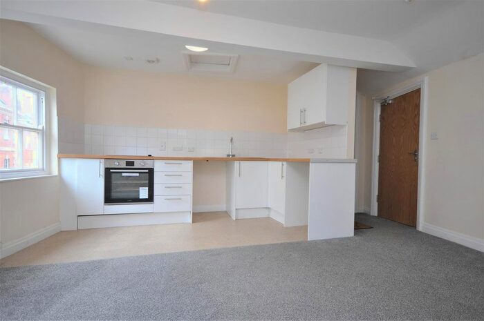 1 Bedroom Flat To Rent In Micklegate, York, YO1