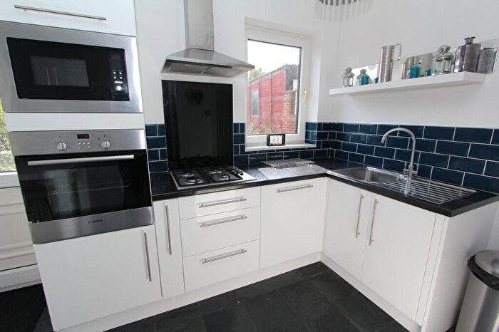 3 Bedroom Semi Detached House To Rent In Thorpe House Road, Sheffield, S8