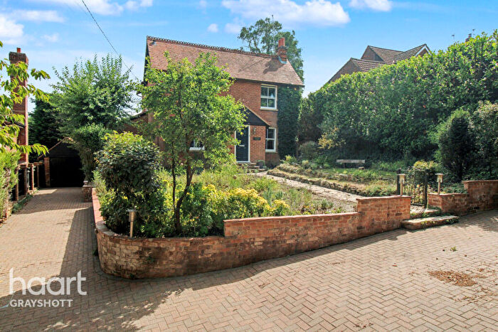 4 Bedroom Detached House For Sale In Golf Lane, Bordon, GU35