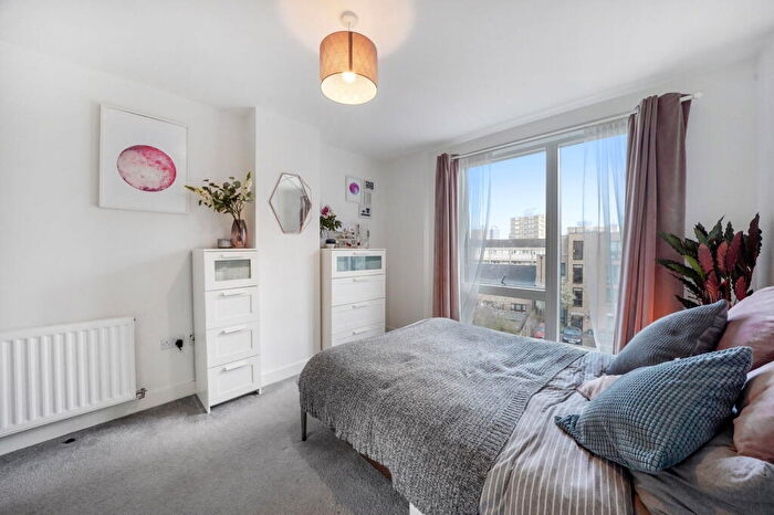 1 Bedroom Flat For Sale In Harrold Court, Guthridge Close, London, E14