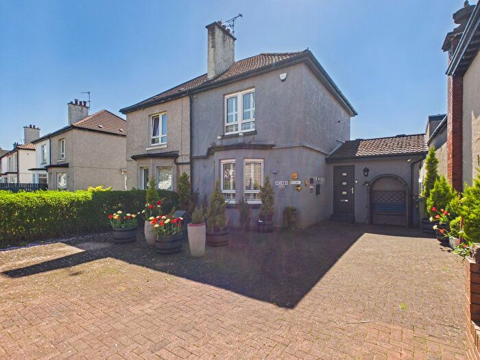 3 Bedroom Semi-Detached House For Sale In Great Western Road, Knightswood, Glasgow, G13