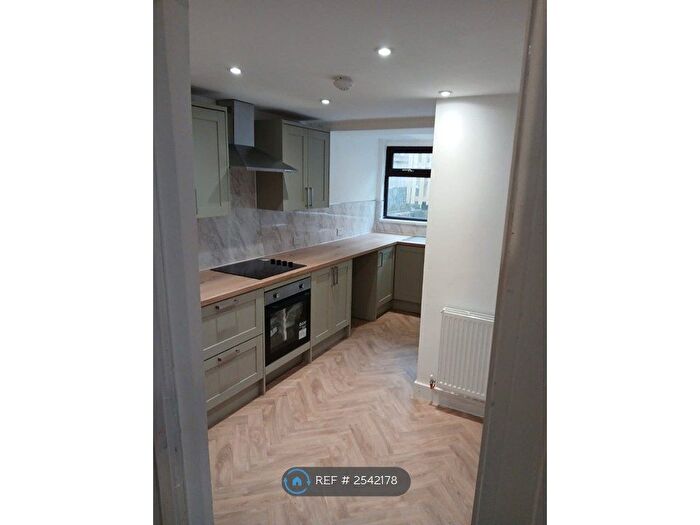 3 Bedroom Terraced House To Rent In Aberhodda Road, Porth, CF39