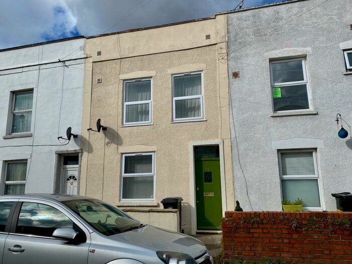 2 Bedroom Terraced House To Rent In Lyppiatt Road, Redfield, Bristol, BS5