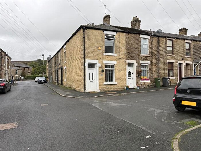 2 Bedroom End Of Terrace House For Sale In Denbigh Street, Mossley, OL5