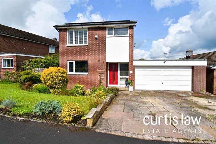 4 Bedroom Detached House For Sale In Durham Road, Wilpshire, BB1