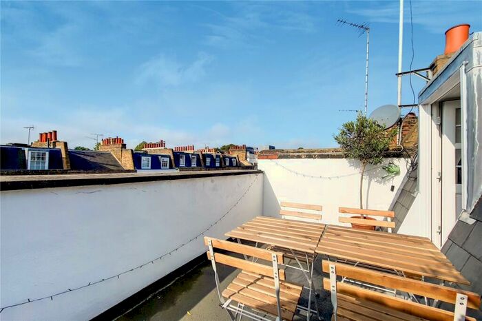 1 Bedroom Apartment To Rent In Noel Road, Angel, Islington, London, N1