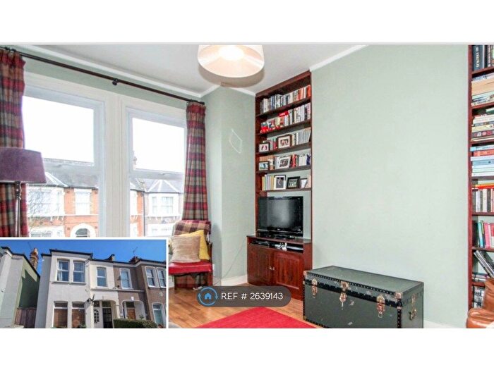 2 Bedroom Maisonette To Rent In Springbank Road, London, SE13