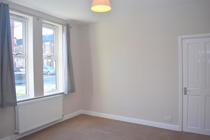 1 Bedroom Flat To Rent In Samuel Street, Crewe, CW1