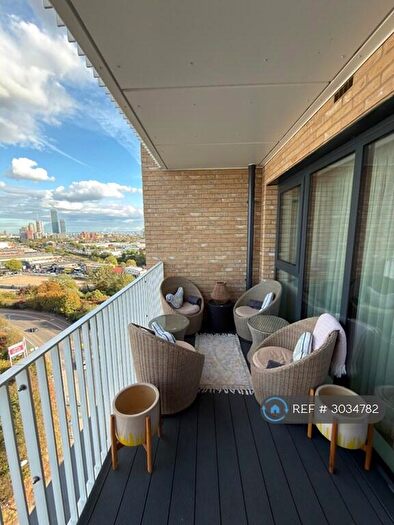2 Bedroom Flat To Rent In Baronet House, London, NW10
