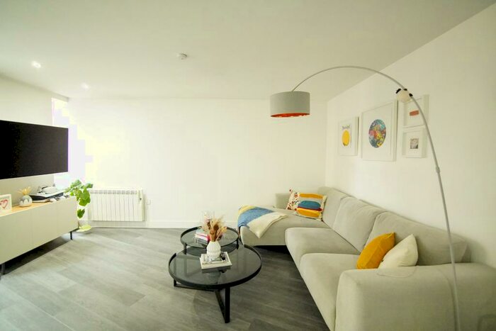 1 Bedroom Flat To Rent In Baldwin Street, , City Centre, BS1