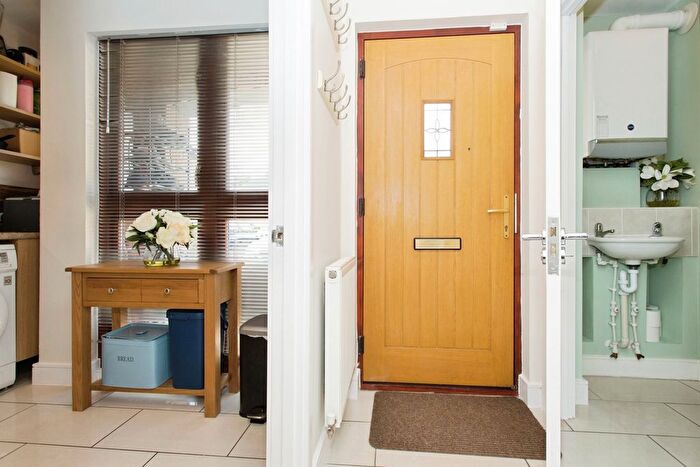 2 Bedroom Detached House For Sale In Abberley Wood, Great Shelford, Cambridge, Cambridgeshire, CB22