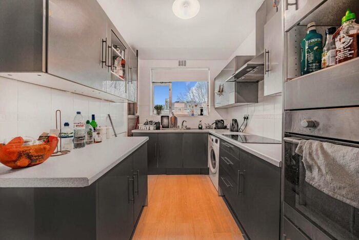 2 Bedroom Flat To Rent In Damien Court, Damien Street, Whitechapel, London, E1