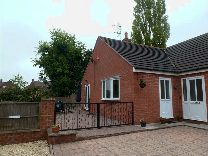 1 Bedroom Flat To Rent In Somercotes Hill, Somercotes, Alfreton, DE55