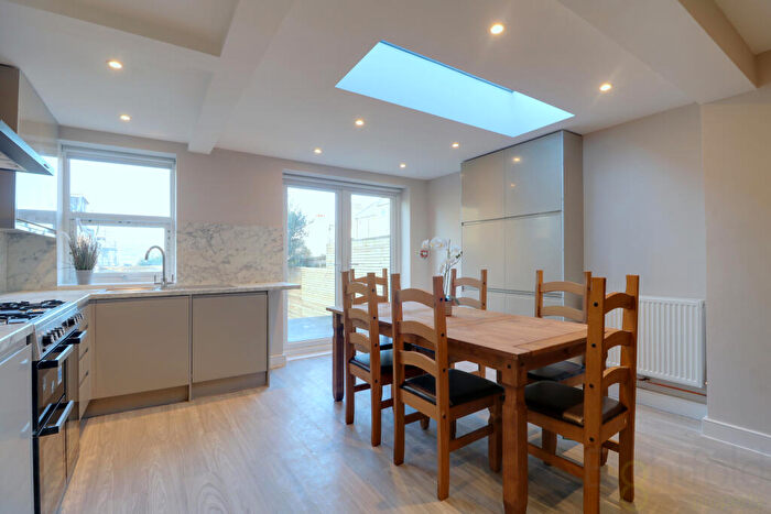 6 Bedroom Terraced House To Rent In Elm Grove, Brighton, BN2