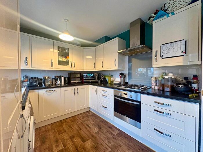 3 Bedroom End Of Terrace House For Sale In De Havilland Avenue, Shortstown, Bedfordshire, MK42