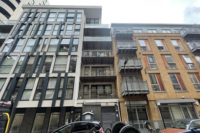 2 Bedroom Apartment To Rent In Alpha House, E8