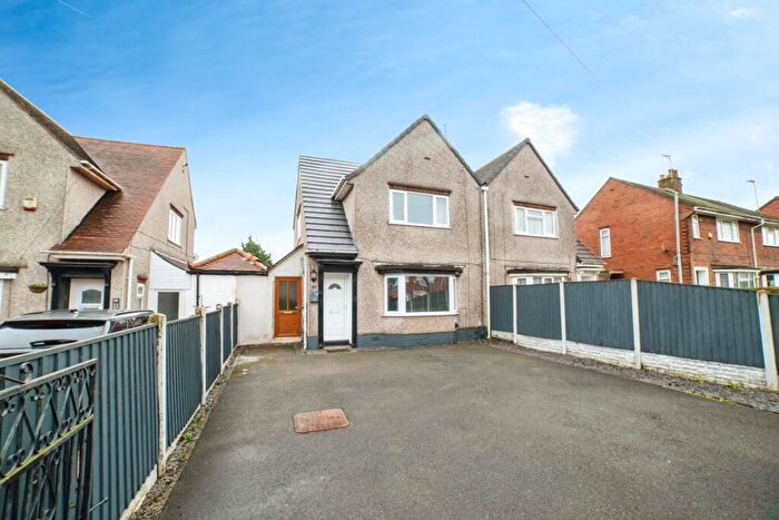 2 Bedroom Semi-Detached House For Sale In Tom Wass Road, Sutton-in-Ashfield, Nottinghamshire, NG17