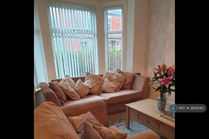 4 Bedroom Semi-Detached House To Rent In Edenhall Avenue, Manchester, M19