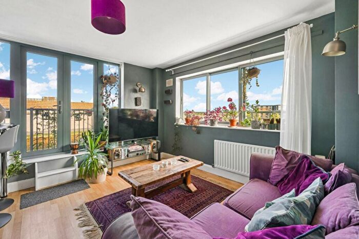 2 Bedroom Flat For Sale In Junction Road, Tufnell Park, N19