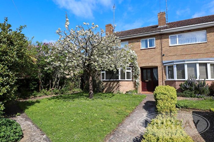 3 Bedroom Terraced House For Sale In Deweys Close, North Luffenham, Rutland, LE15